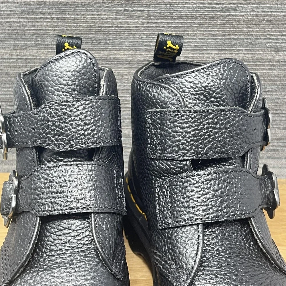Dr. Martens Devon FLWR‎ Shoes Women 8 Black Leather Platform Buckle Flower NEW